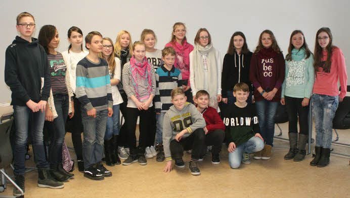 Die 18 Teilnehmer der siebten gemeinsamen Englisch-Olympiade der Sekundarschulen Annaburg und Jessen waren von den Fachlehrern für den Vergleich ausgesucht worden.