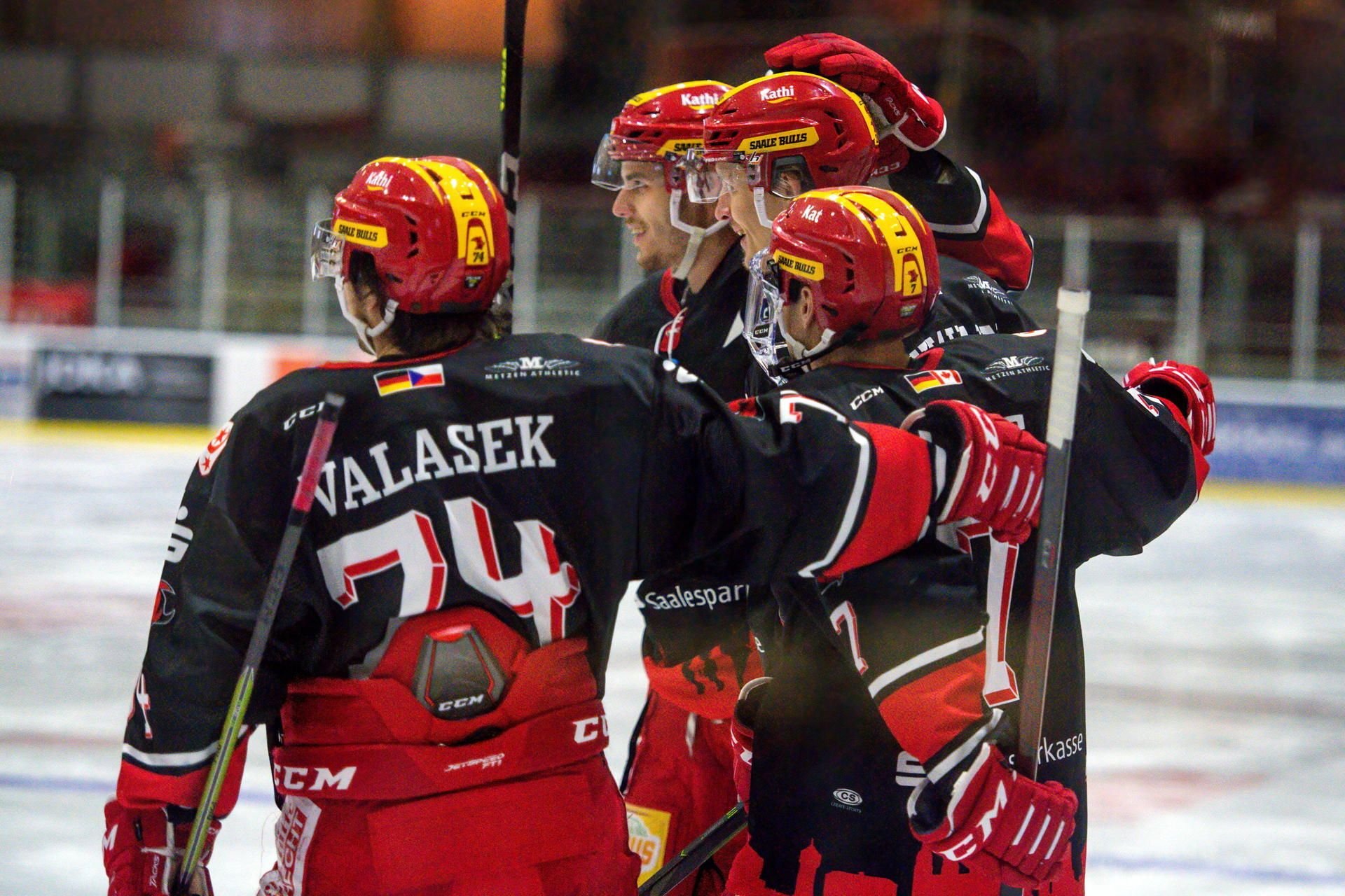 Nach anfänglichen Problemen spielen die Saale Bulls aus Halle inzwischen eine starke Oberliga-Saison.
