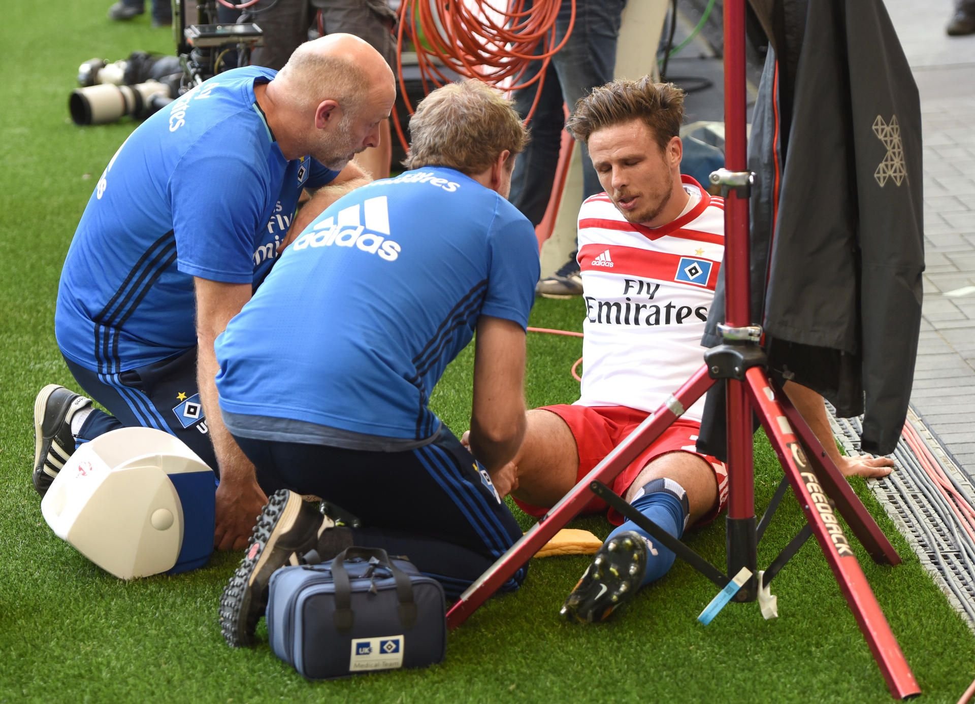Nicolai Müller fällt über ein halbes Jahr aus.