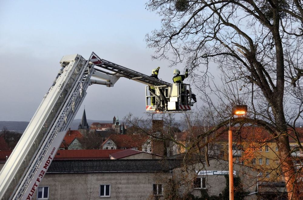 Sturmeinsatz der Quedlinburger Wehr in der Halberstädter Straße