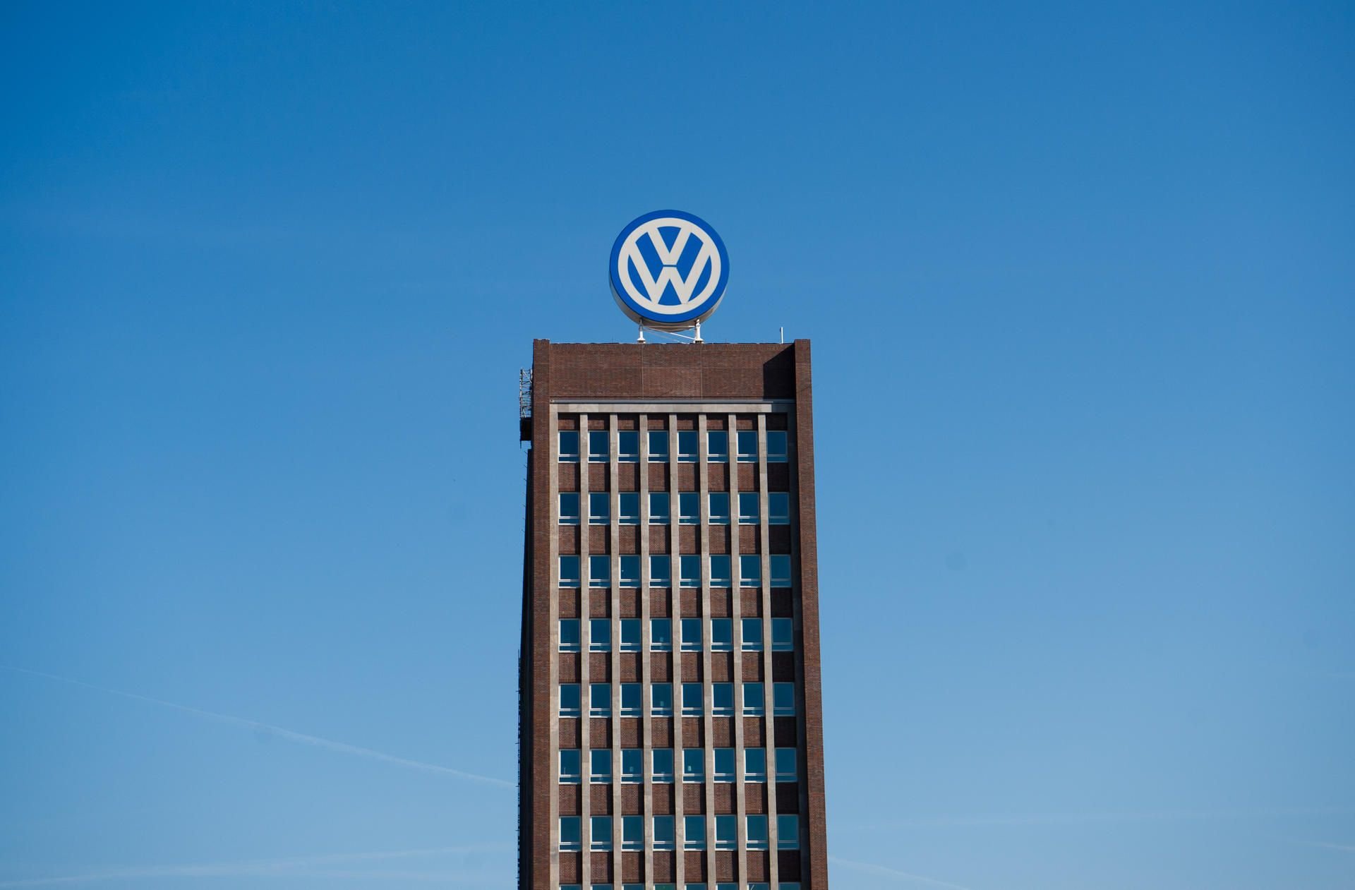 Volkswagen-Loko auf dem VW-Werk in Wolfsburg.
