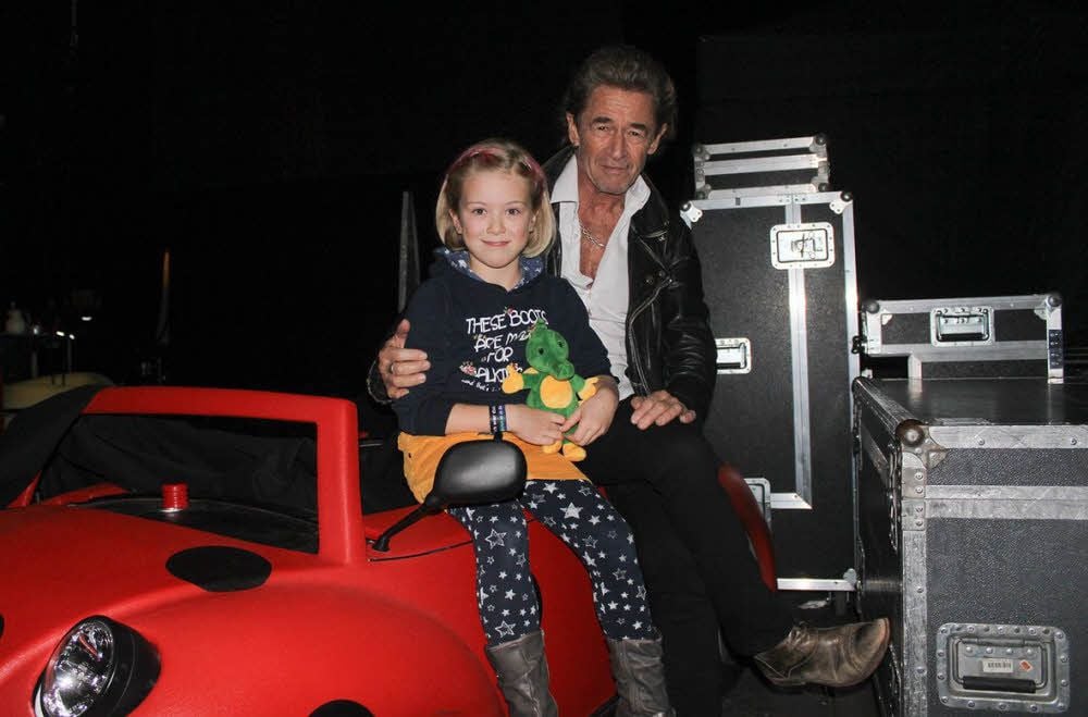 Martha Kühne zusammen mit Peter Maffay. Der 66-Jährige traf die Bennungerin in Erfurt.