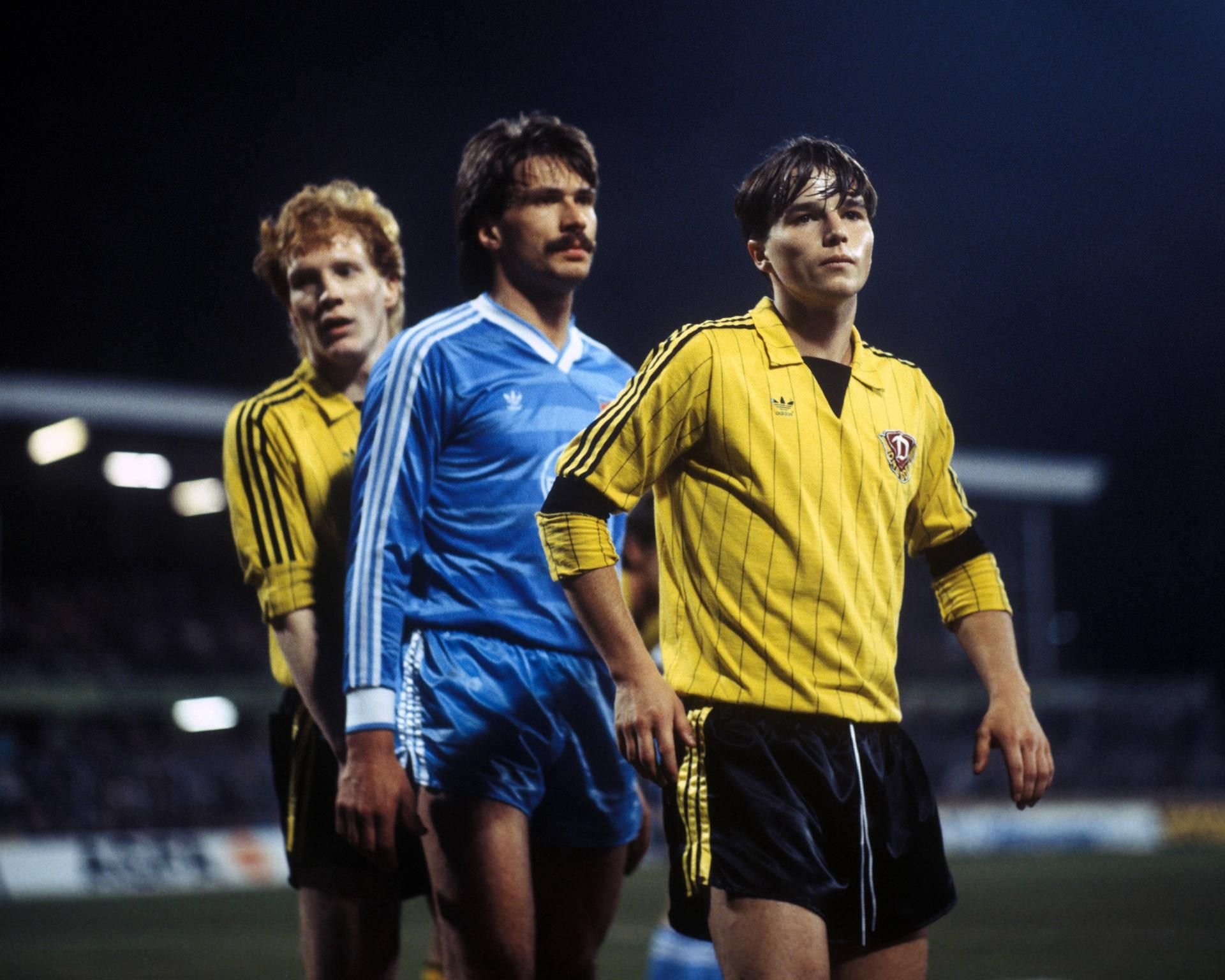 Fußballwunder Uerdingen - Dynamo 1986 Fußballwunder Uerdingen