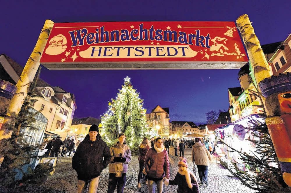 Am Freitag eröffnet der Hettstedter Weihnachtsmarkt. Im Mittelpunkt steht der Märchenwald mit seinen Figuren.