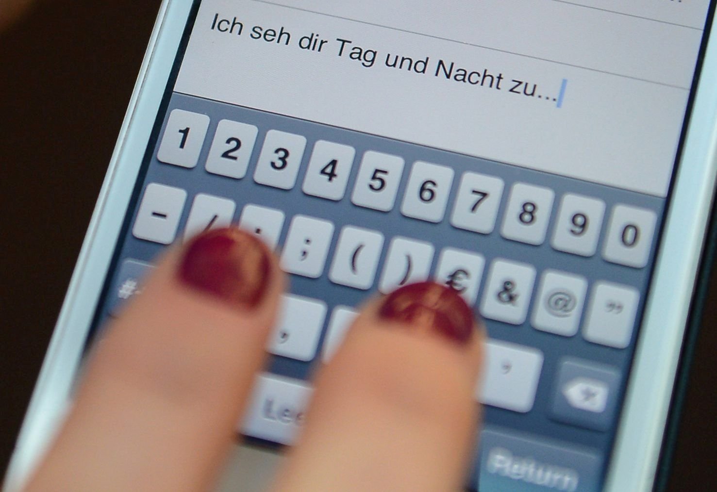 Bedrohliche Nachrichten: Stalkern geht es darum, Macht und Kontrolle über ihre Opfer zu bekommen.