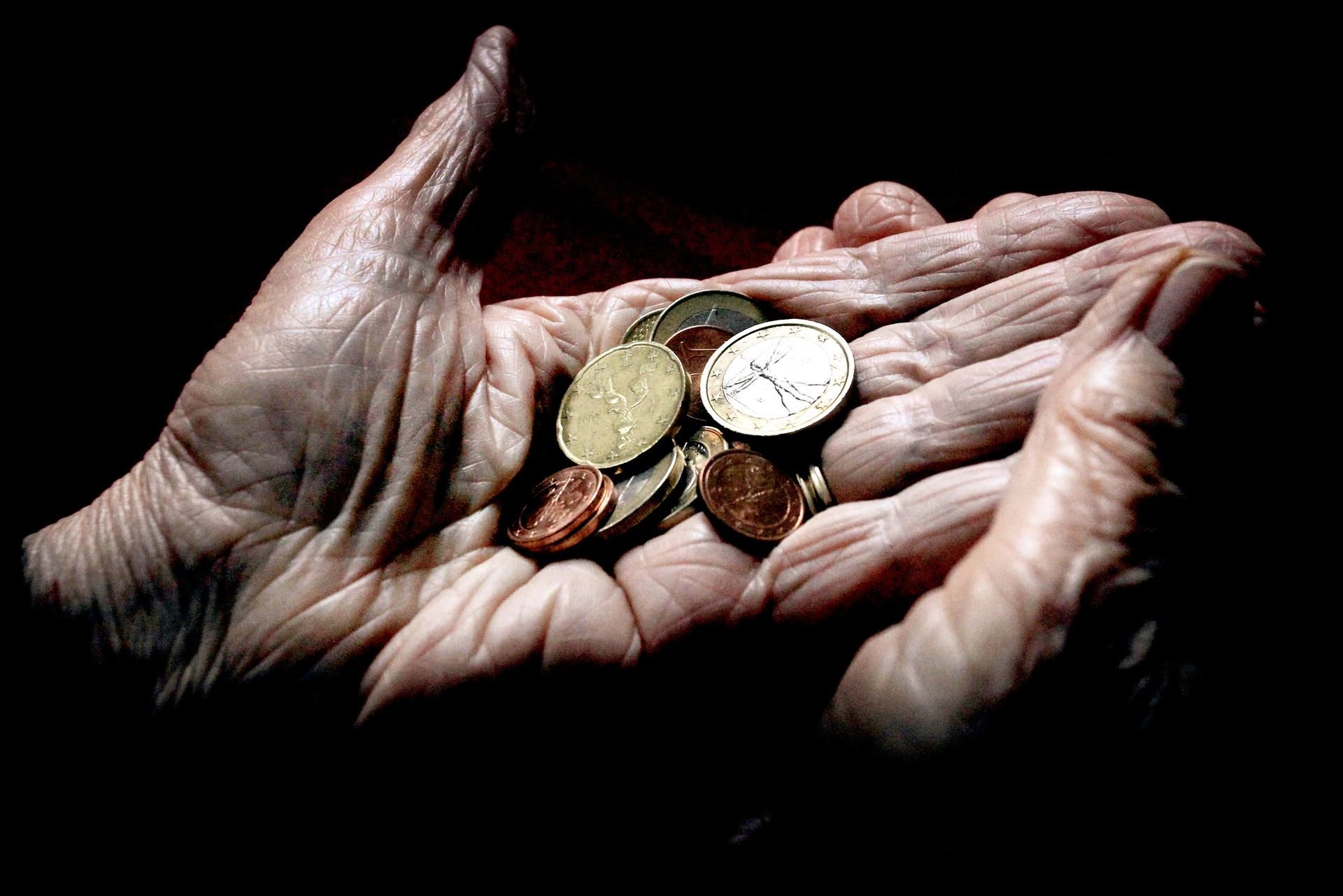 Die Europäische Kommission hat in ihrem Länderbericht die Armut in Deutschland angeprangert. (Symbolbild)