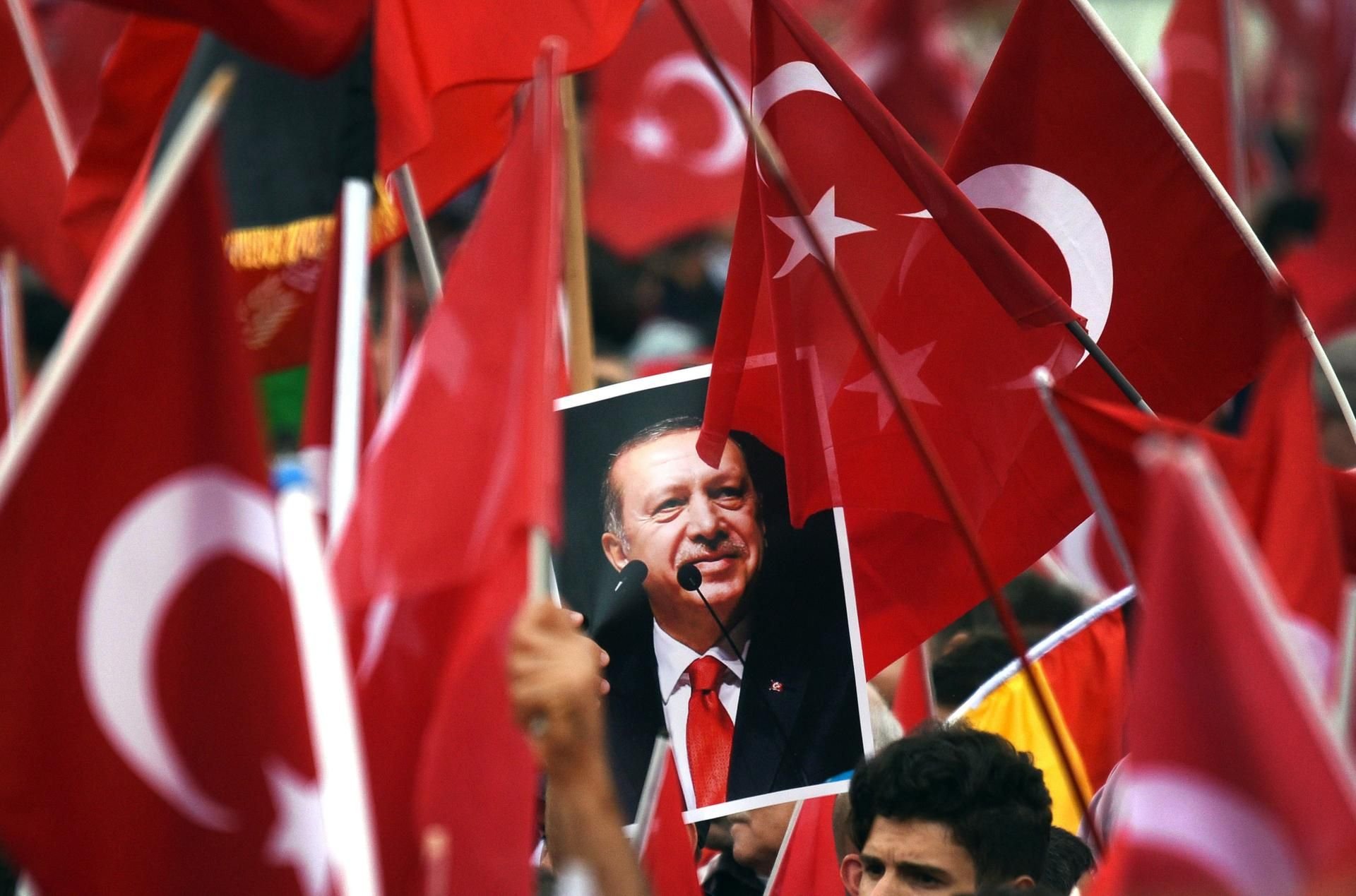 Die Türkei ist ein beliebtes Urlaubsland. Experten raten Touristen, die Reisehinweise des Auswärtigen Amtes genau zu lesen und sich vor Ort an sie zu halten.