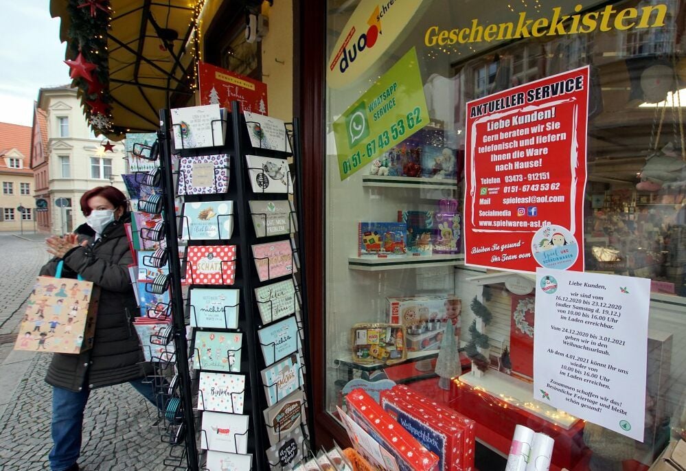 Einige Einzelhändler in Aschersleben wollen auch während des Lockdowns für Kunden erreichbar sein, wie der Spiel- und Schreibwarenladen Hofmann.