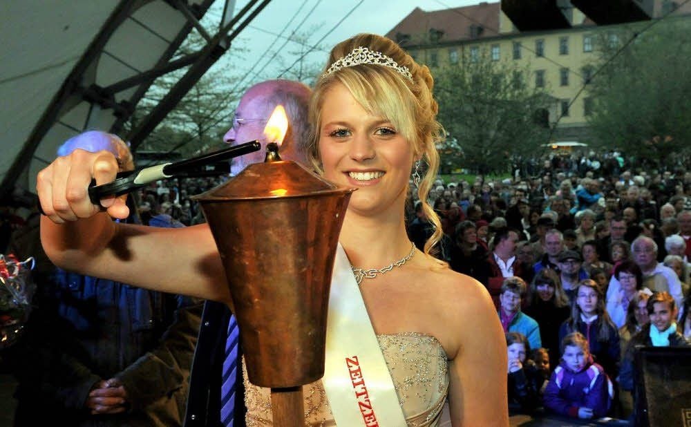 Theresa Trummer ist zur neuen Lichterfee gekrönt worden.