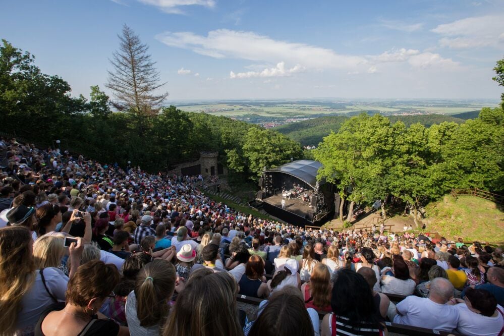 Das Harzer Bergtheater, hier bei einer vergangenen Veranstaltung, soll in den kommenden Jahren erweitert und technisch aufgerüstet werden.