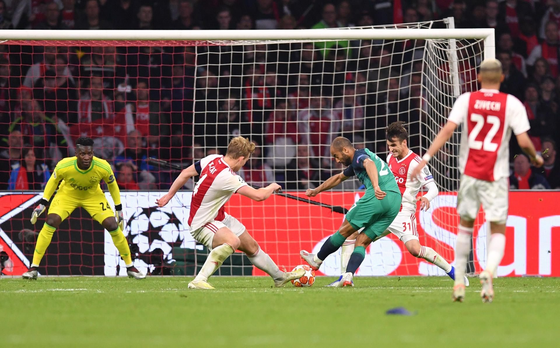 Tottenhams Lucas Moura erzielt in der 95. Minute den 3:2-Siegtreffer für seine Mannschaft: Tottenham ist im Champions-League-Finale.