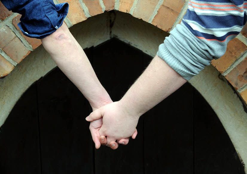 Trotz des Streits mit dem Schlossbetreiber will das schwule Paar in Mansfeld heiraten.