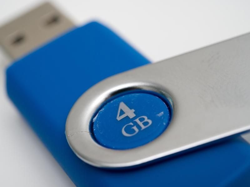 Für kleine Dokumente und große Fotosammlungen: Ein USB-Stick mit vier Gigabyte gehört heute schon eher zu den kleineren Modellen.