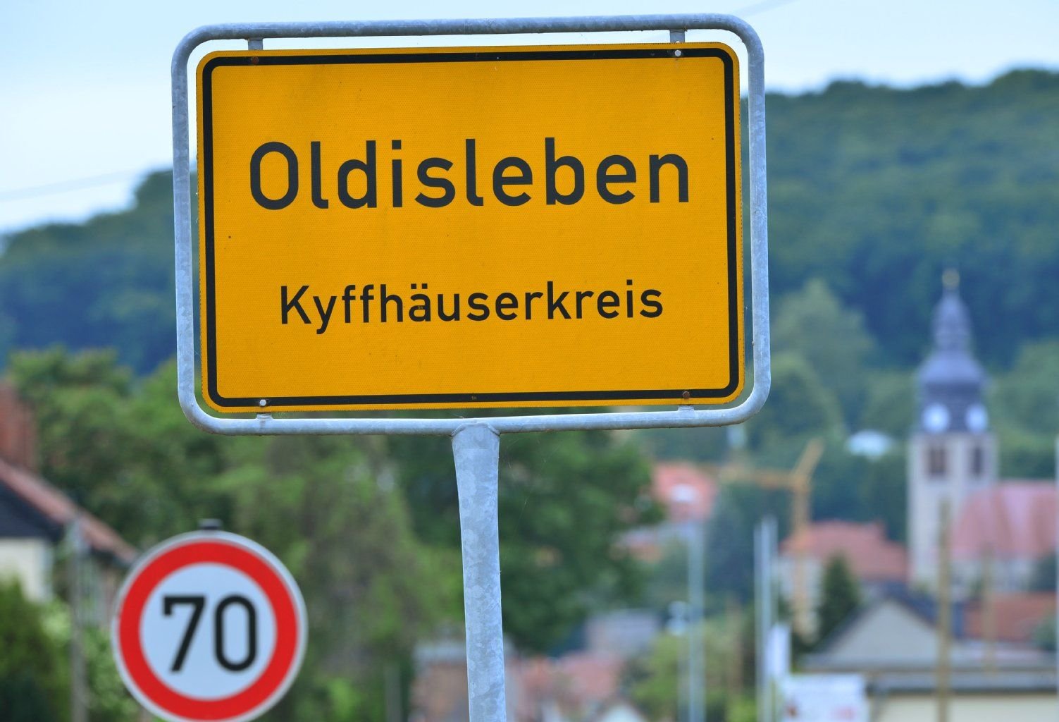 Das Ortsschild von Oldisleben im Kyffhäuserkreis.