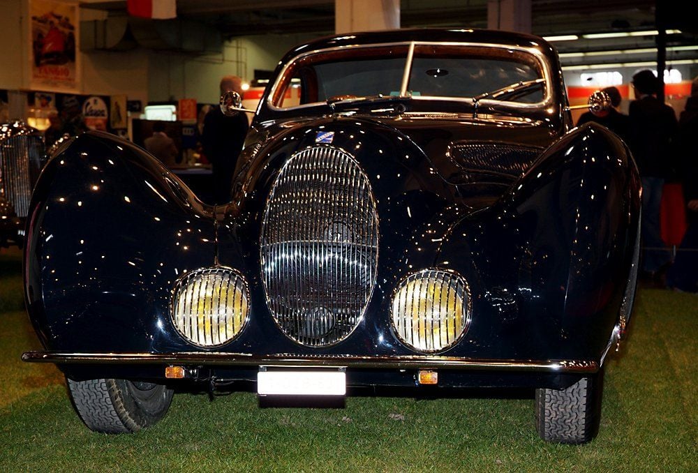 Dieses Talbot Lago T 150 C Teardrop Coupé hat eine tropfenförmige Karosserie von Figoni und Falaschi.
