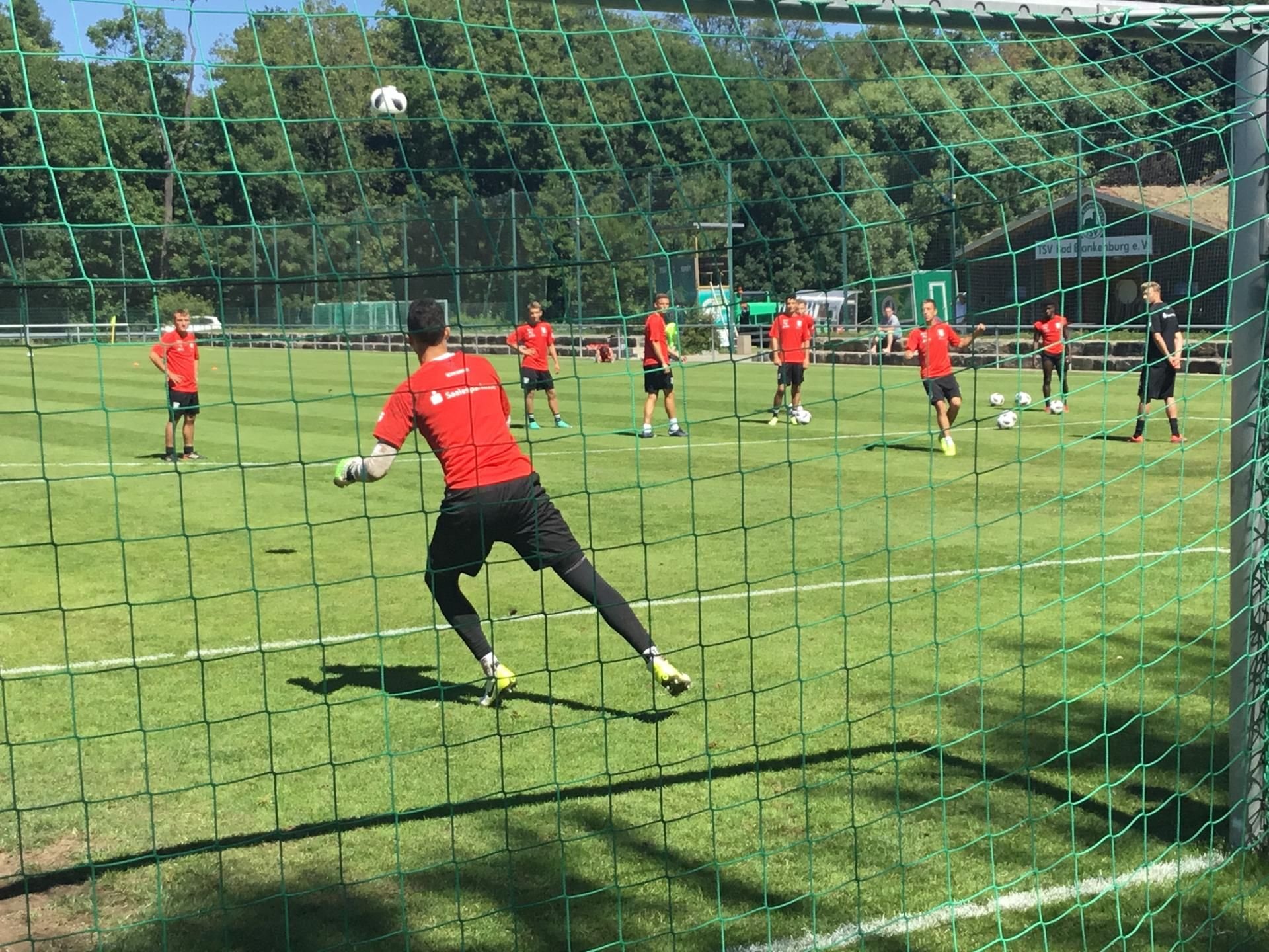 Am Dienstag wurden Torschüsse trainiert.