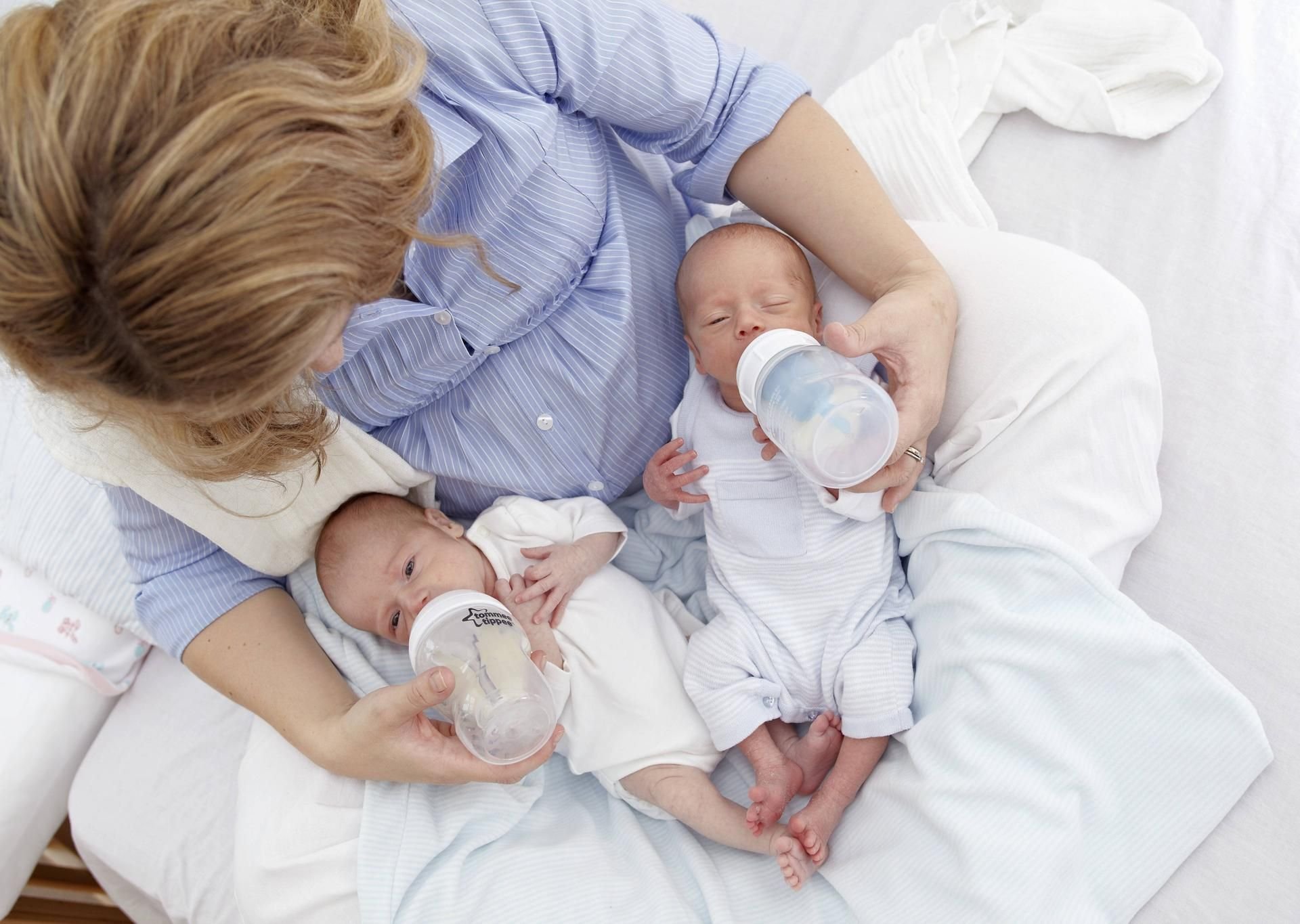 Alleinerziehend mit zwei Babys - Katja Zimmermann hat genau das erlebt (Symbolbild).