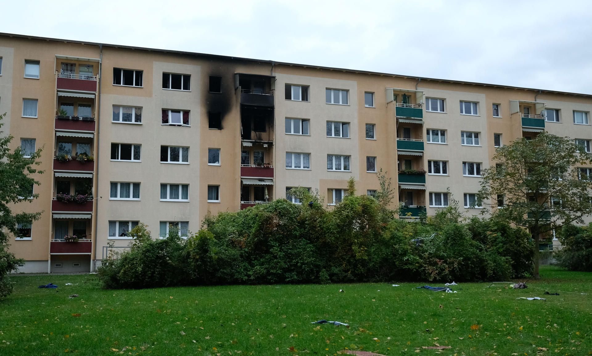 Spuren der Explosion in einem Wohnhaus in Leipzig.