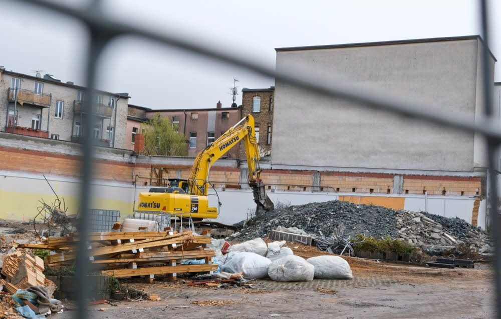 Vom Rewe-Markt in der Carl-Robert-Straße in Giebichenstein ist nicht mehr viel zu sehen.