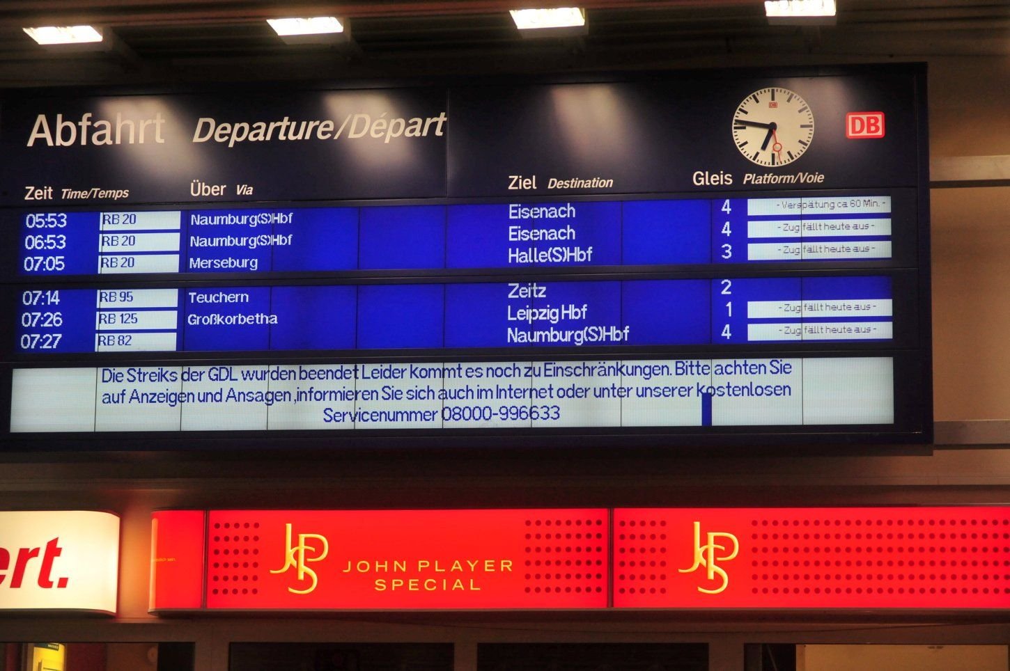 Zahlreiche Züge fallen wegen den Lokführerstreiks aus.