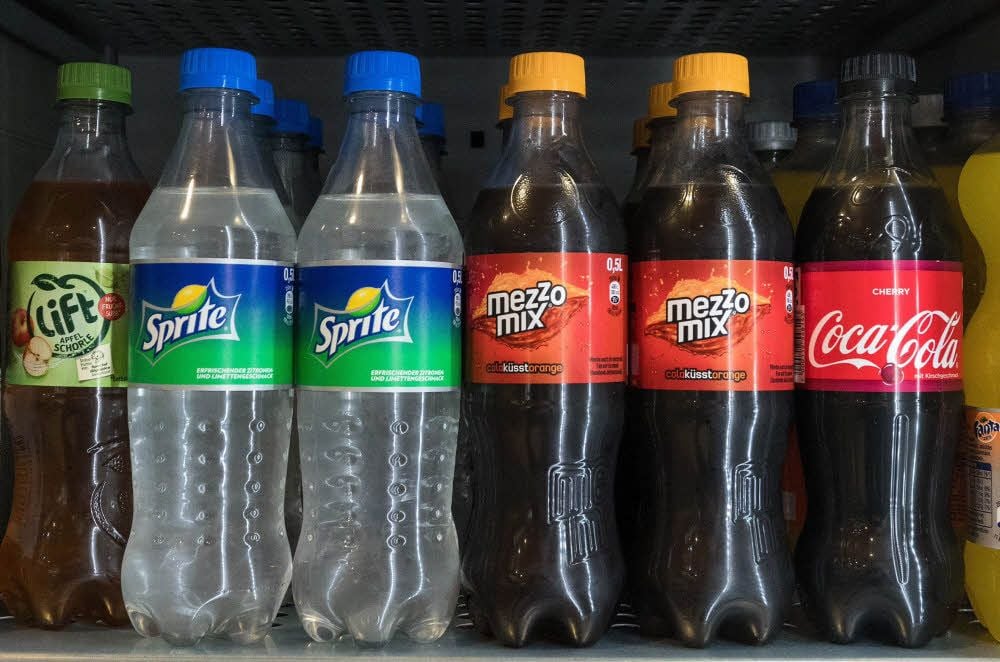 Im halleschen Uniklinikum haben diese Getränke keine Chance mehr. Im Merseburger Klinikum darf man noch selbst entscheiden, was man trinken will.
