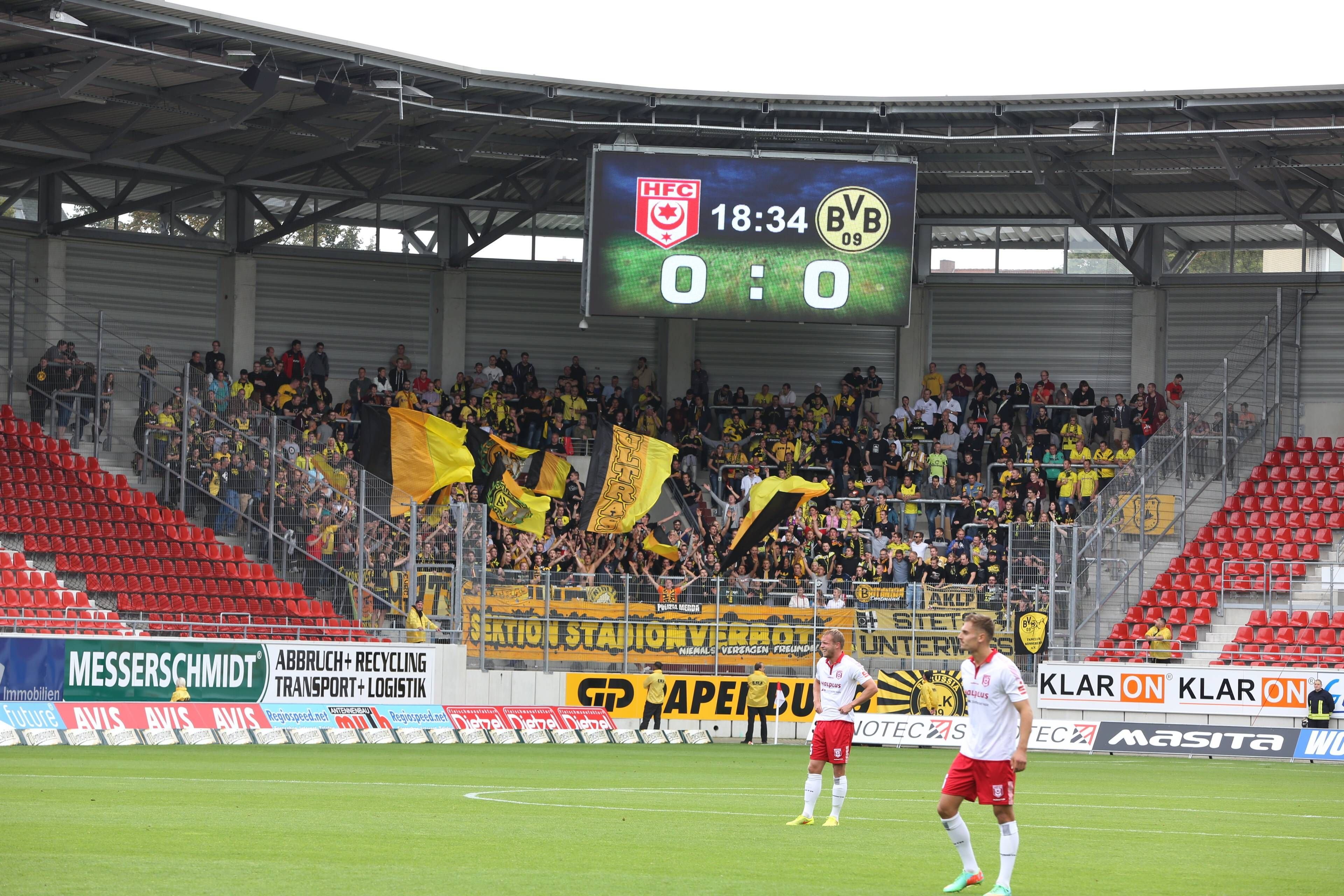 Vor zwei Jahren trafen der HFC und die zweite Mannschaft des BVB noch in der dritten Liga aufeinander. Jetzt kommen die Profis zum Testspiel.