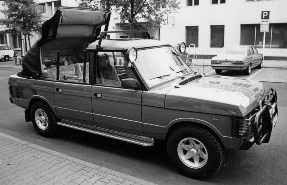 Einer von mehreren Range Rovern, die für Honecker und Mittag 1983 in West-Berlin für Jagdzwecke umgebaut wurden