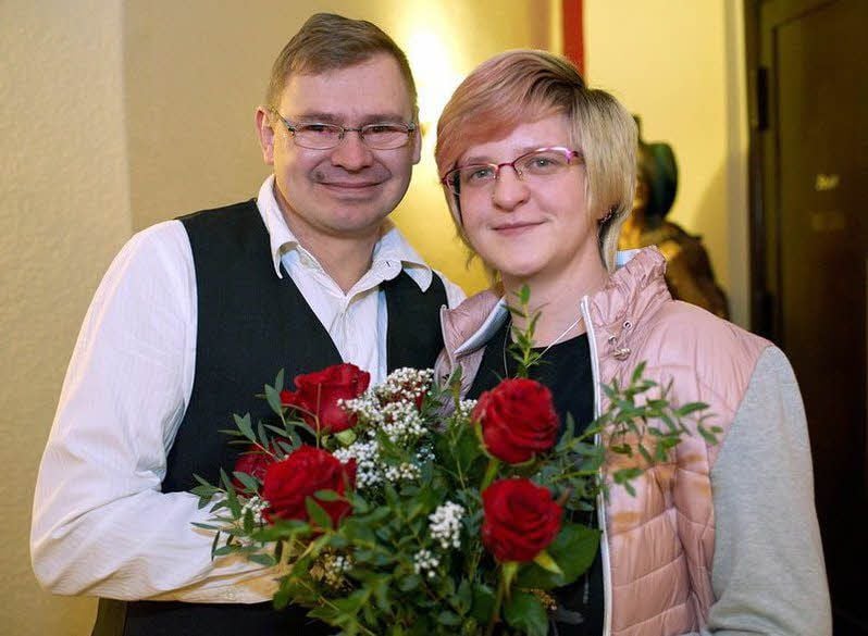 Stephan Erbring und Sandra Schäfer nach dem Antrag im Kino.
