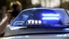 Ein 33-jähriger Magdeburger teilte der Polizei Donnerstagfrüh mit, dass sich zwei unbekannten Personen Zutritt zu einem Garagenkomplex verschafften und dort Garagen aufgebrochen haben sollen.
