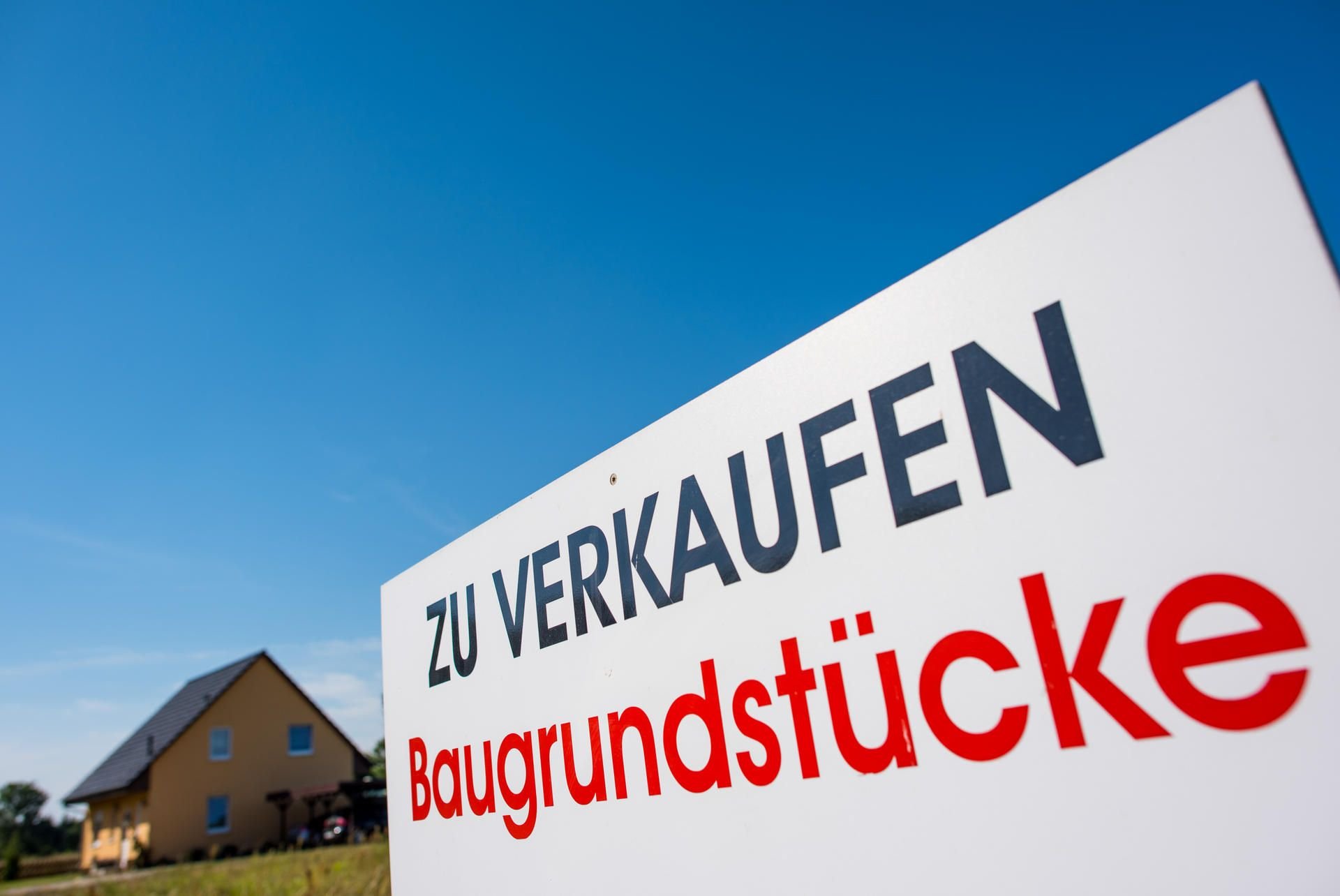 Bundesweit ist Bauland so teuer wie nie - aber in Sachsen-Anhalt noch preiswert zu haben.