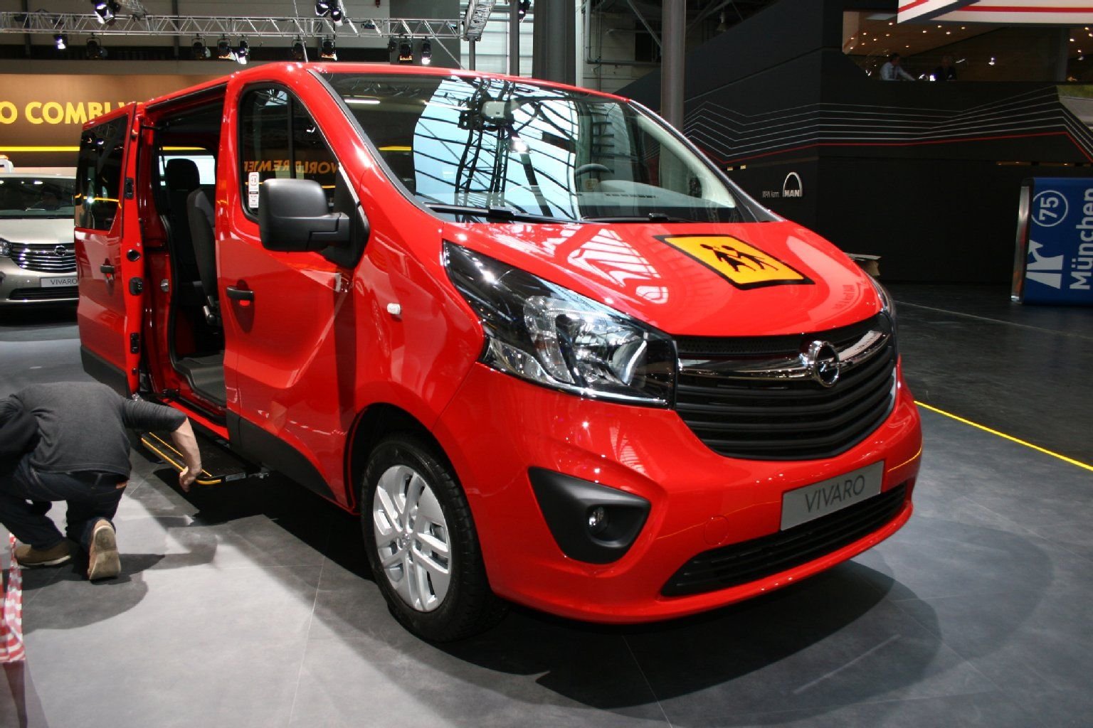 Feiert Weltpremiere – der Opel Vivaro Combi
