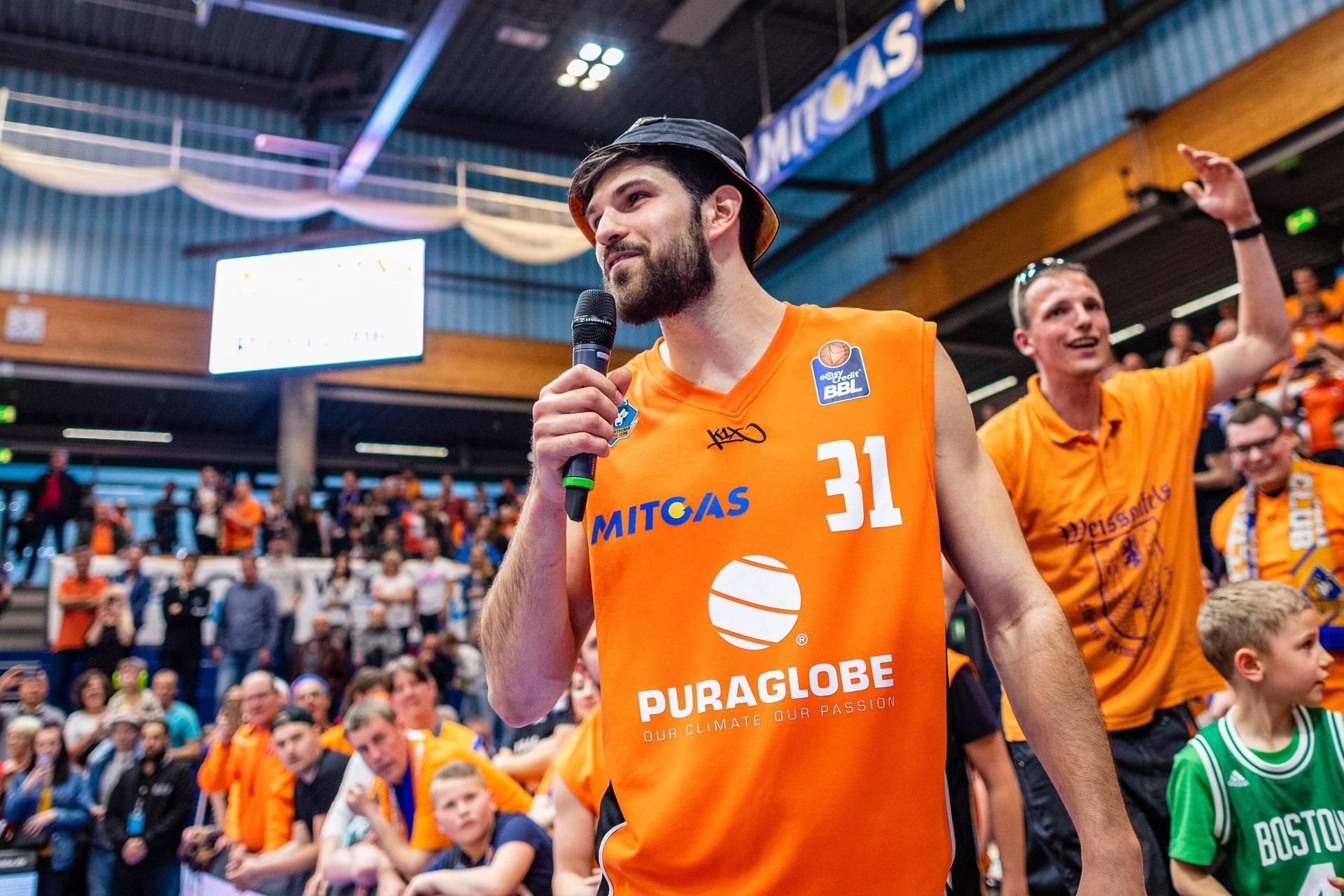 Aleksandar Marelja kann wieder in der Stadthalle Weißenfels für Stimmung sorgen.