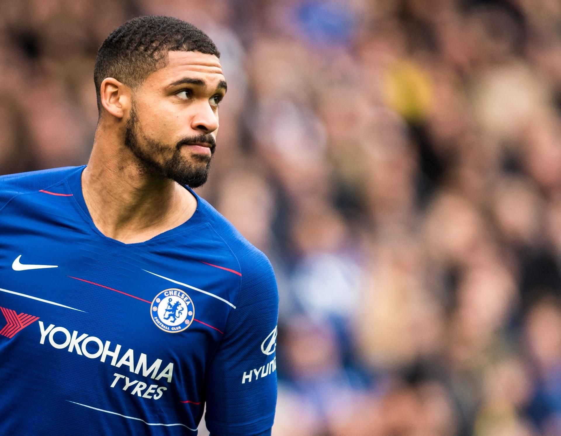 Ruben Loftus-Cheek vom FC Chelsea hat bei Twitter zu Gerüchten um eine mögliche Homosexualität geantwortet.