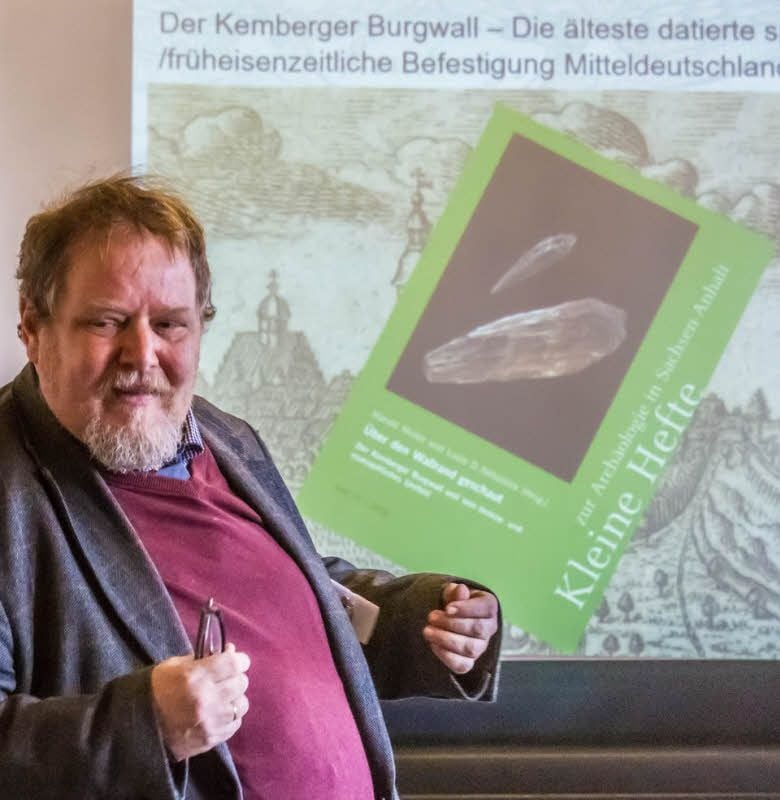 Louis D. Nebelsick berichtete am Donnerstag in Kemberg begeistert von den Ausgrabungen in Kemberg im Jahr 2014.