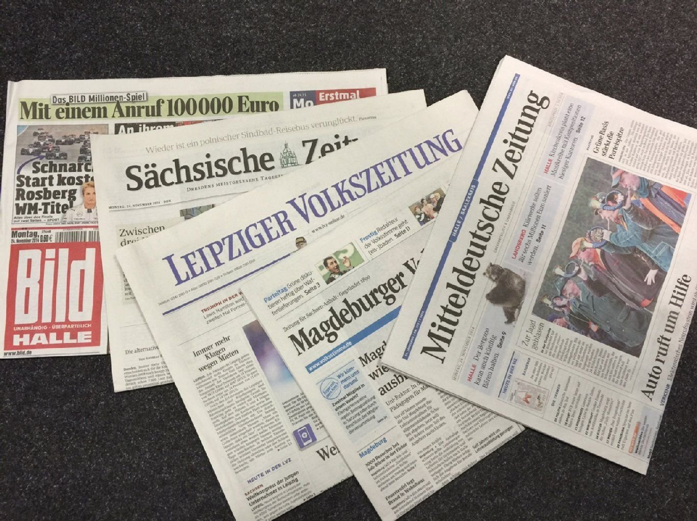 Zeitungen am 24. November 2014