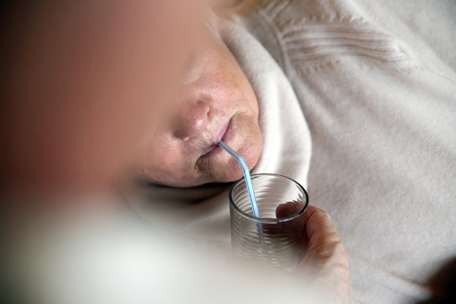 In Alten- und Pflegeheimen in Sachsen-Anhalt hat die Heimaufsicht im vergangenen Jahr 470 Mängel aufgedeckt.