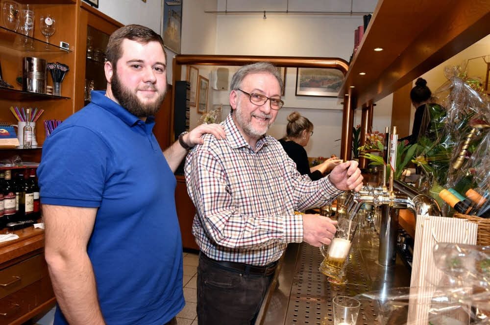 Andreas Heidrich (links) wird Ende des Jahres der Nachfolger vom jetzigen Brauchaus-Chef, Wolfgang Hoffmann.