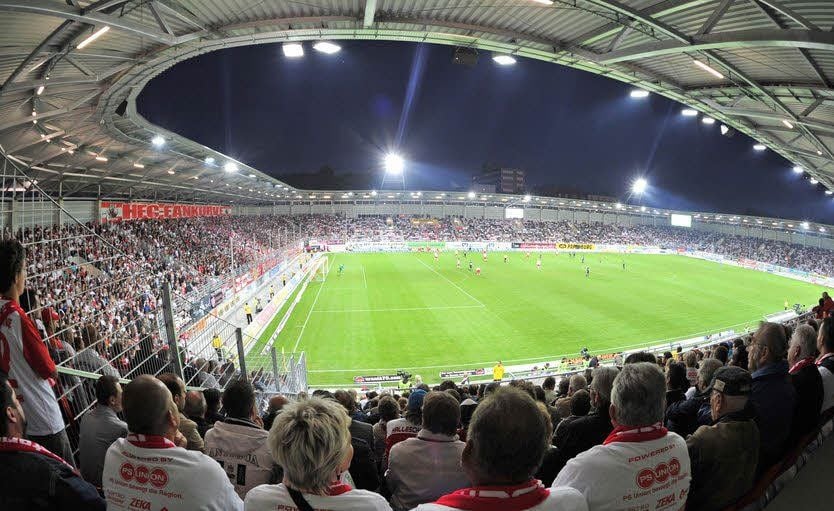 Blick in den Erdgas-Sportpark