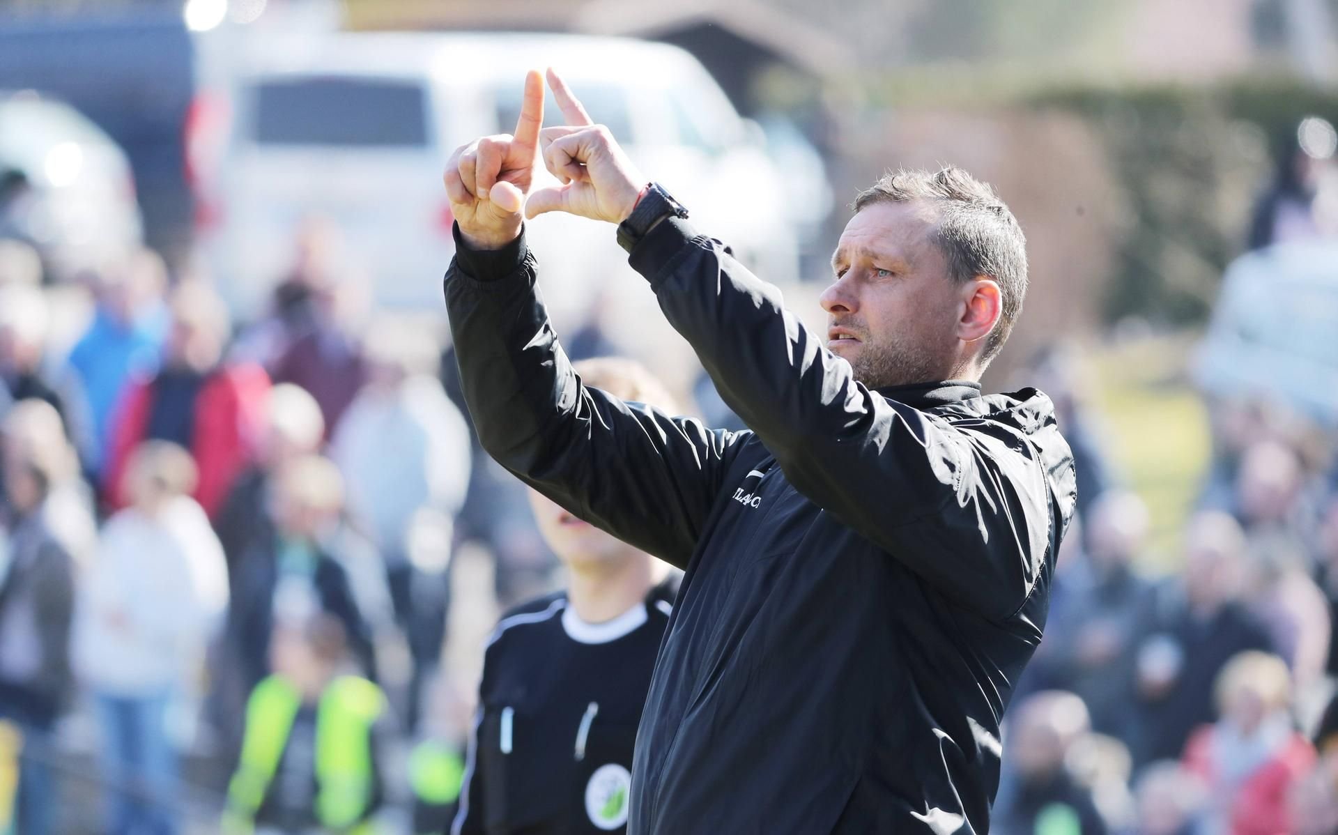Michael Hiemisch hat als Co-Trainer beim HFC bis 2020 unterschrieben.