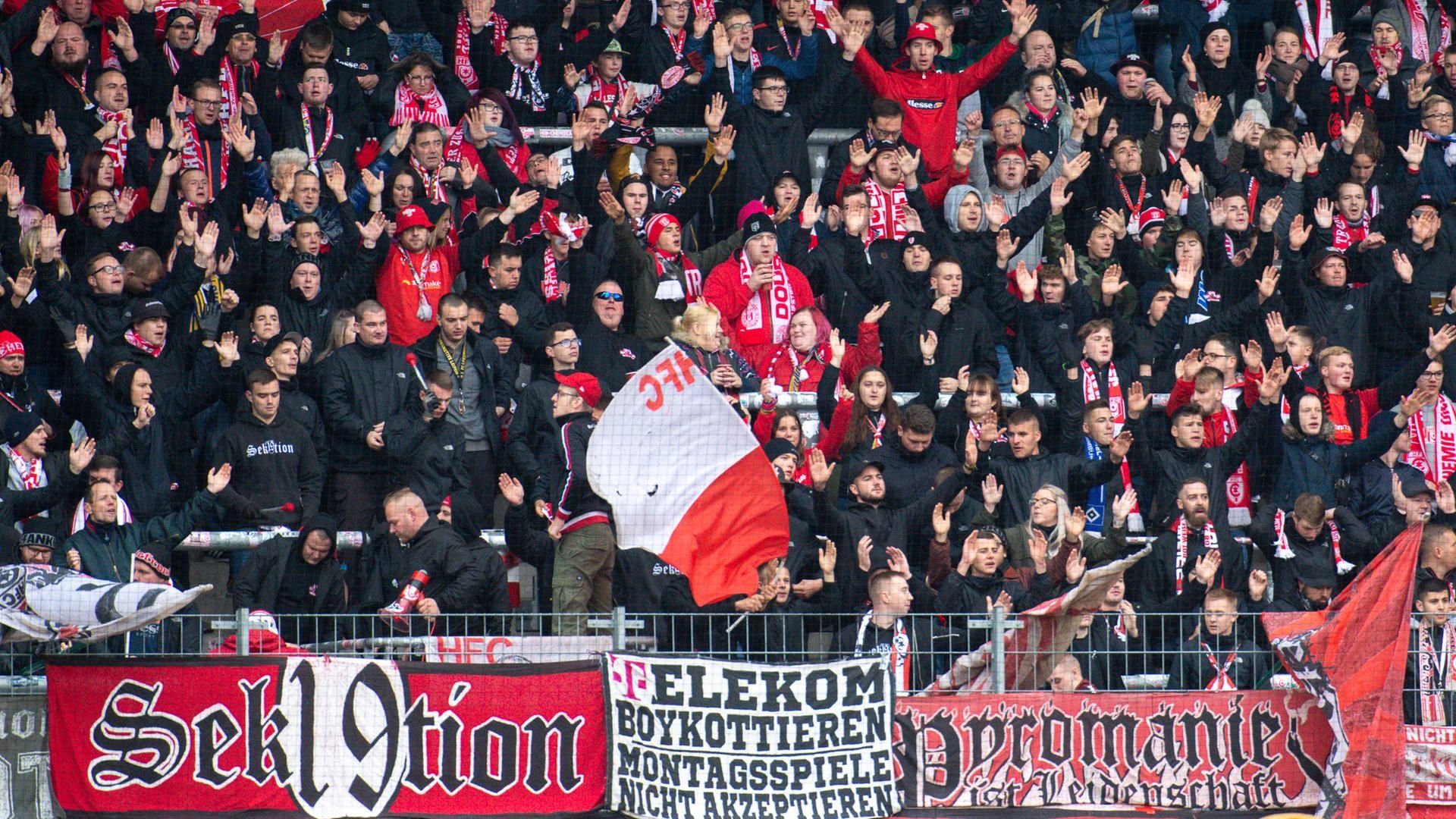 Der HFC hofft in der Rückrunde auf große Fan-Unterstützung im Aufstiegskampf 2020.