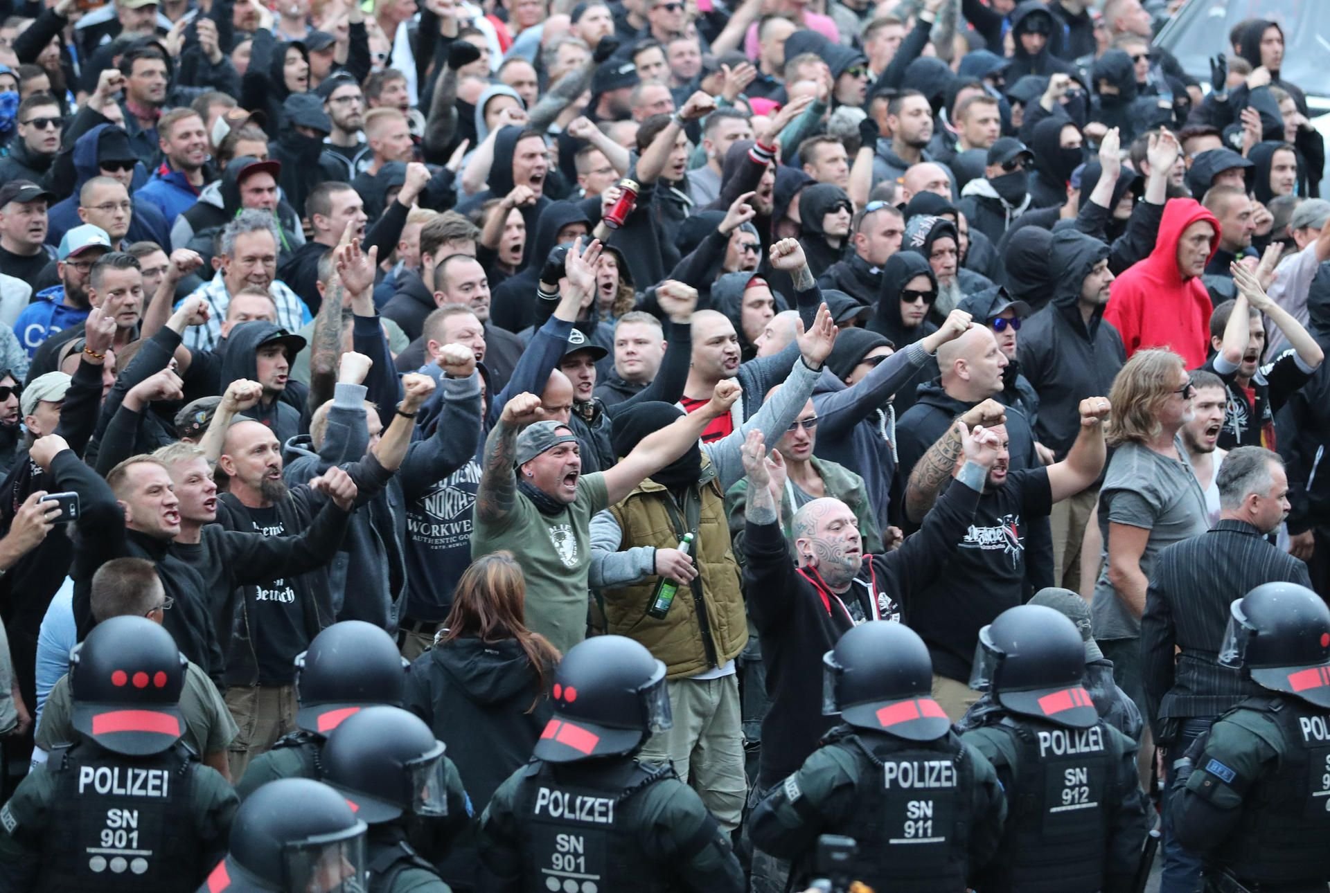 Hat am 27. September in Chemnitz ein brauner Mob gehetzt? Sachsens Ministerpräsident sagt nein, doch Experten sehen das anders.