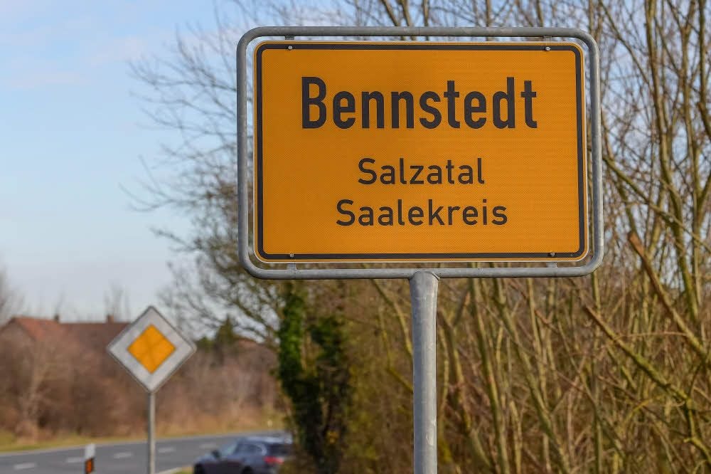 Bisher: Ort, Einheitsgemeinde, Landkreis.