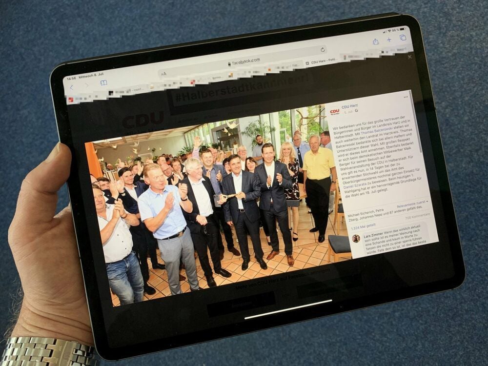 Im Überschwang dicht gedrängt: Die CDU hatte zunächst noch selbst dieses Bild veröffentlicht.