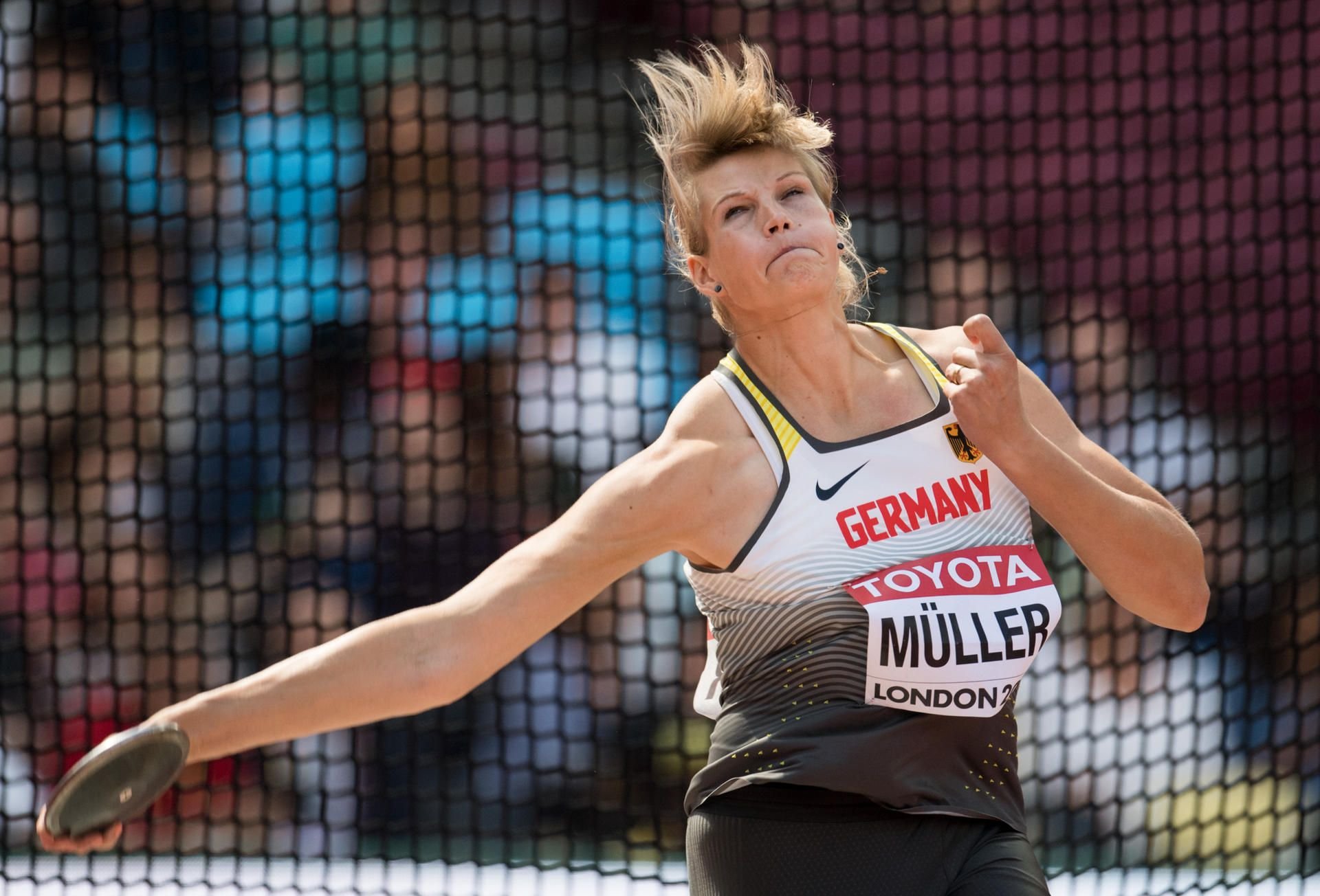 Diskuswerferin Nadine Müller hat bei der WM in London die Qualifikation gemeistert.