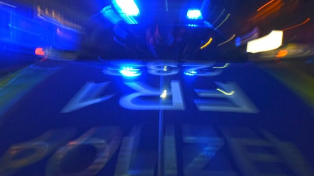 Die Polizei leitete Fahndungsmaßnahmen sowie ein entsprechendes Ermittlungsverfahren ein.