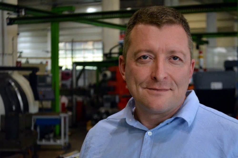 Christian Hillmann hat sich hoch gearbeitet: Er ist jetzt Produktionsleiter beim Anlagenbauer Rulmeca in Aschersleben.