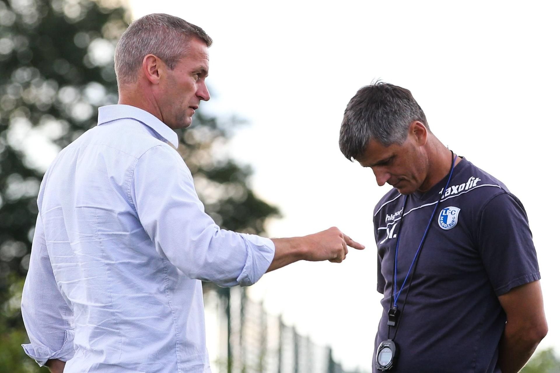 Zoff? FCM-Manager Mario Kallnik und Trainer Jens Härtel.