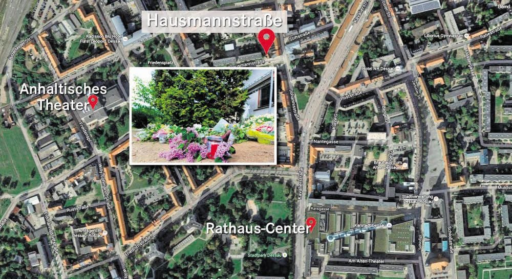An der Hausmannstraße im Zentrum von Dessau ist die Leiche gefunden worden. Inzwischen erinnern Blumen dort an die ermordete Studentin Yangjie Li.