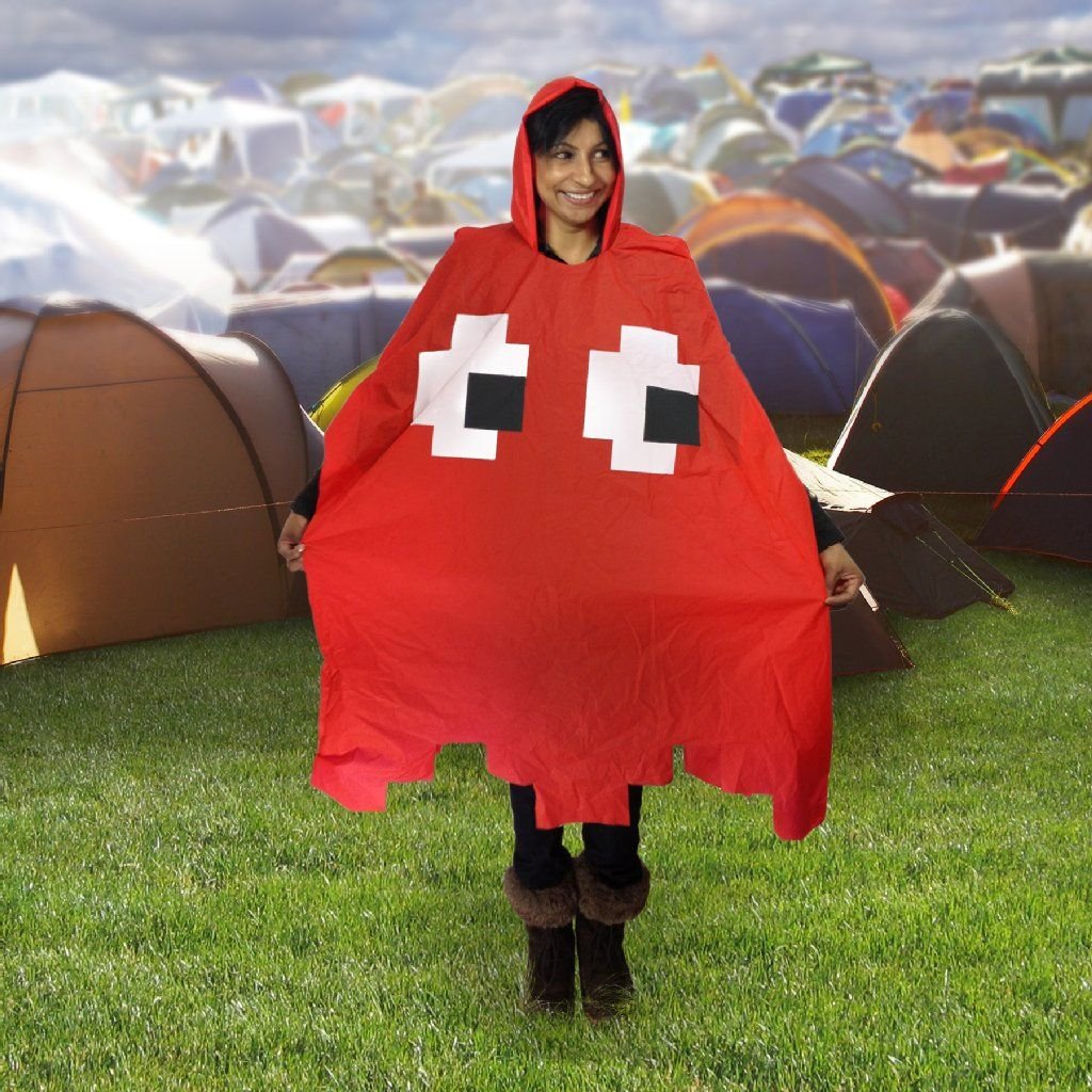 Für Extrovertierte: Der Retro-Regenponcho im „Pacman-Videospiel-Design“ fällt auch in der Menschenmasse bei Festivals auf.