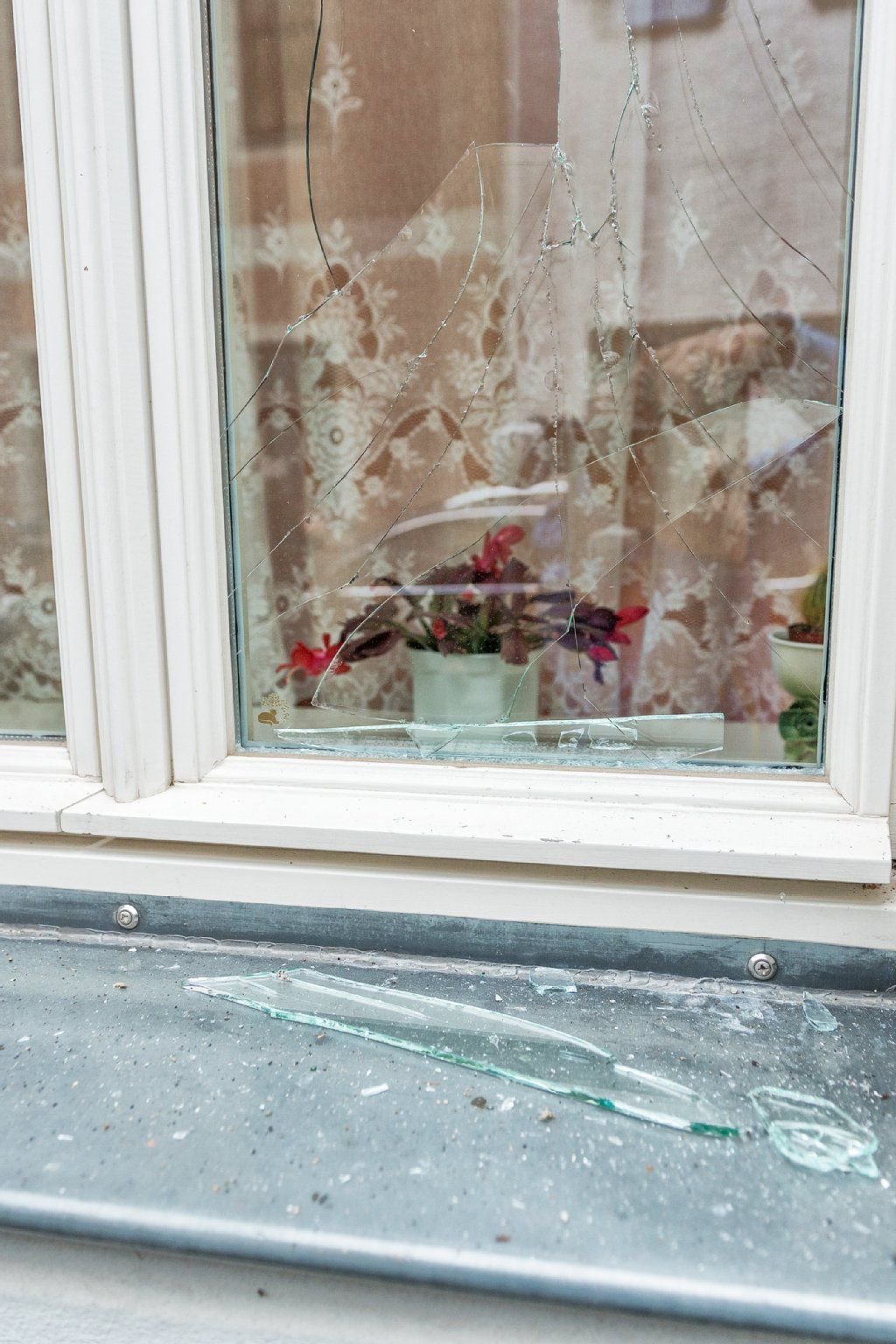 Bei einer Explosion in der Fischergasse in Naumburg wurden vier Häuser beschädigt.